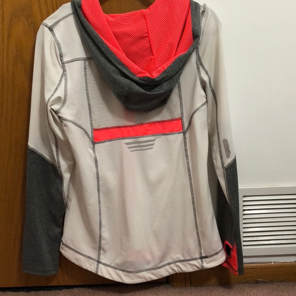 Barely used buckle athletic zip up jacket! - Picture 2 of 4